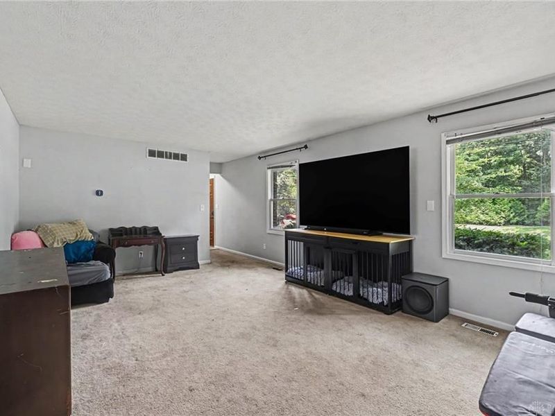 411 Darst Road, Beavercreek, OH 45440 Photo 8