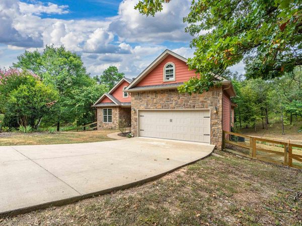 137 ENCHANTED Cove, Hot Springs, AR