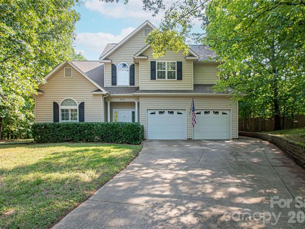 2600 Rustic Ridge Court, Charlotte, NC 28270