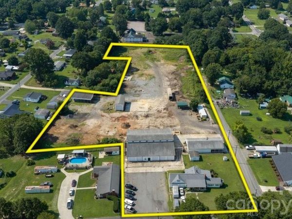 2609 Woodsdale Street , Kannapolis, NC 28081