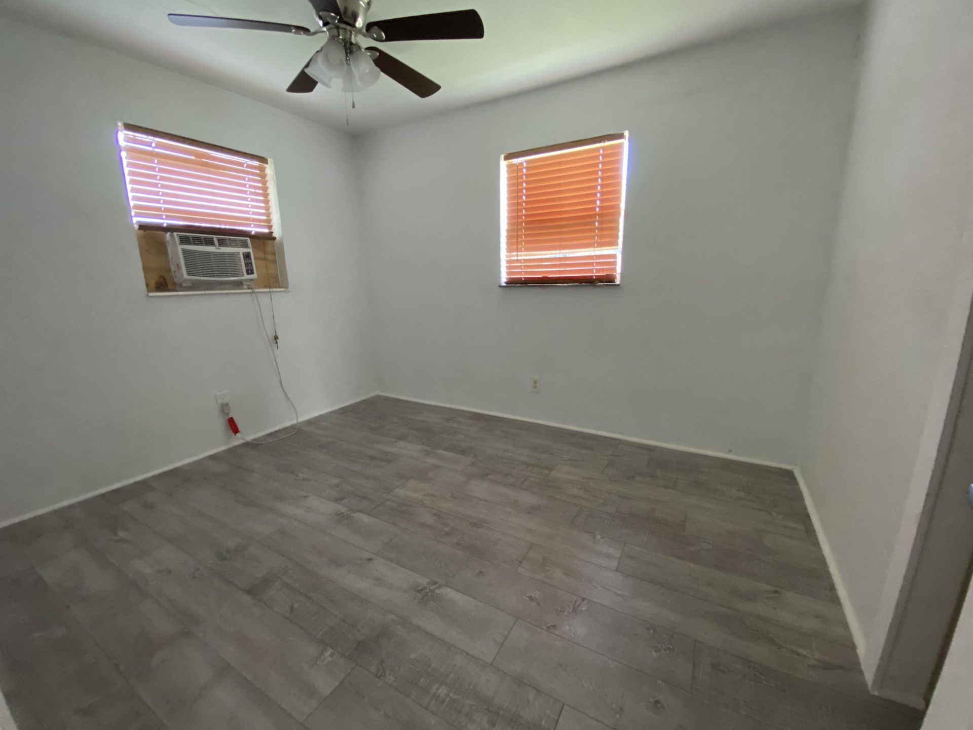 517 NW 15th Terrace, Fort Lauderdale, FL 33311 Photo