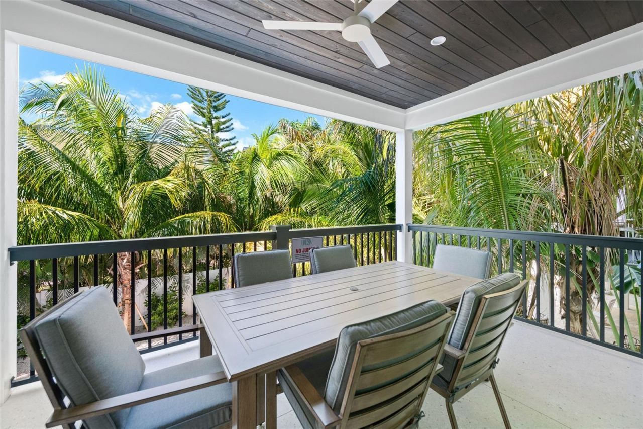 211 Grant Drive, Sarasota, FL 34236 Photo