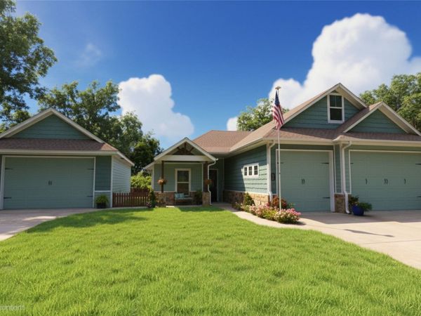 905 N E Street, Eufaula, OK 74432