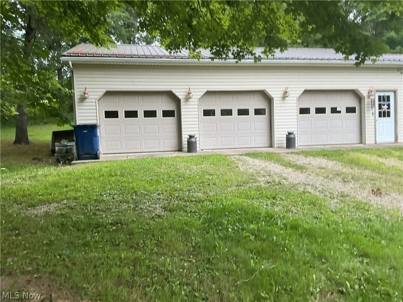 1290 Asbury Chapel Road, Hopewell, OH 43746 Photo 2