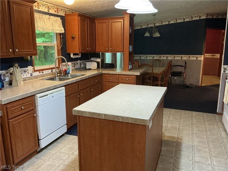 1290 Asbury Chapel Road, Hopewell, OH 43746 Photo 8