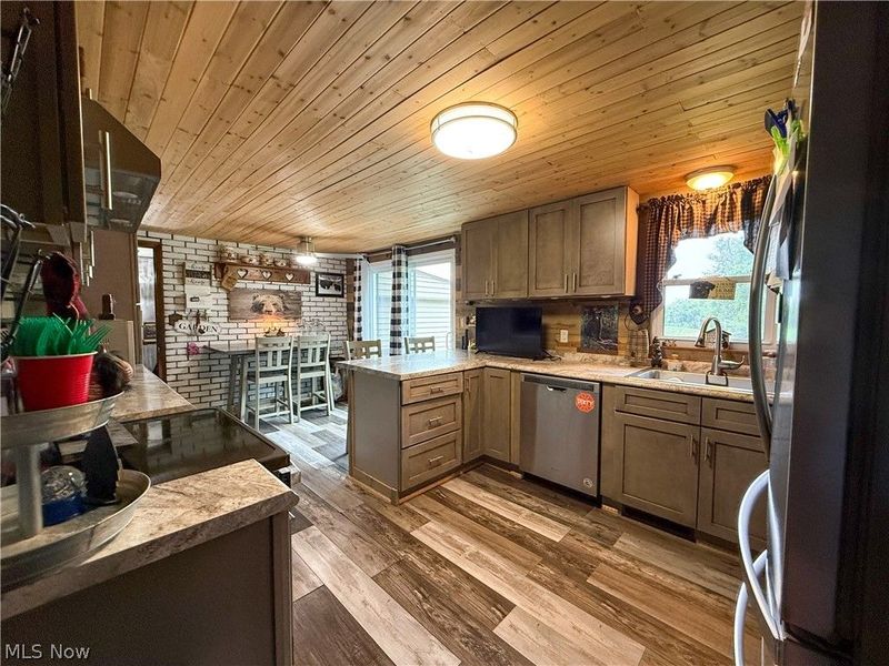 10155 Stookesberry Road, Lisbon, OH 44432 Photo 9