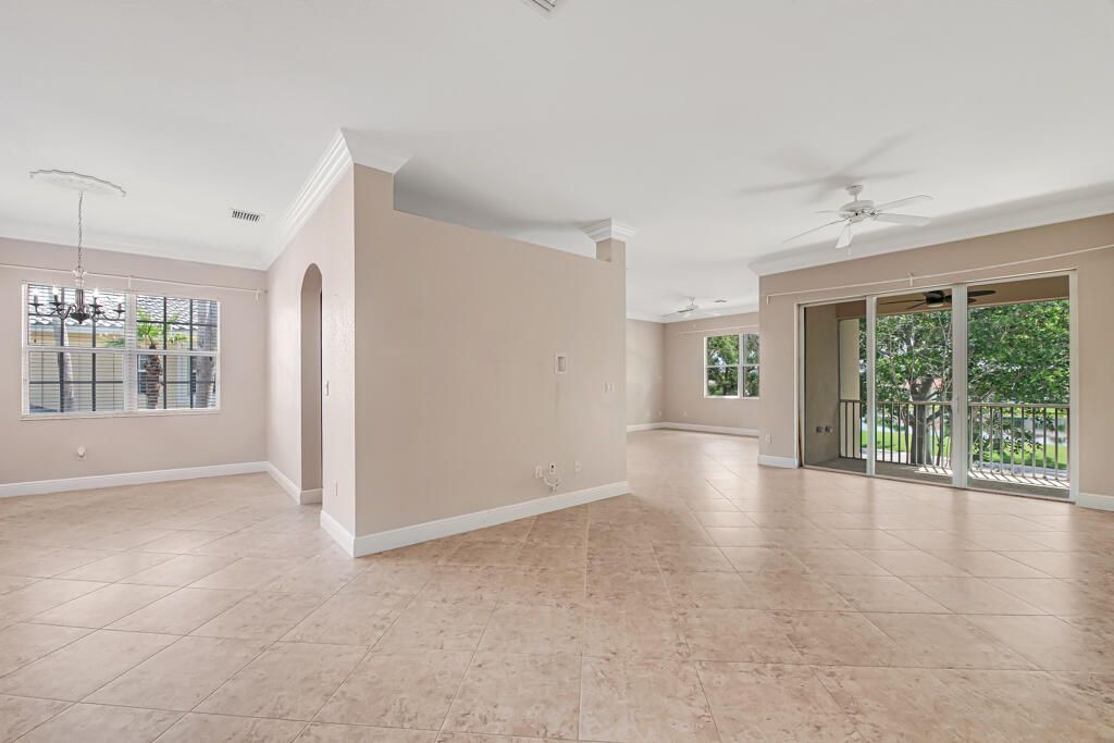 9778 Bowline Drive, Unit 201, West Palm Beach, FL 33411 Photo