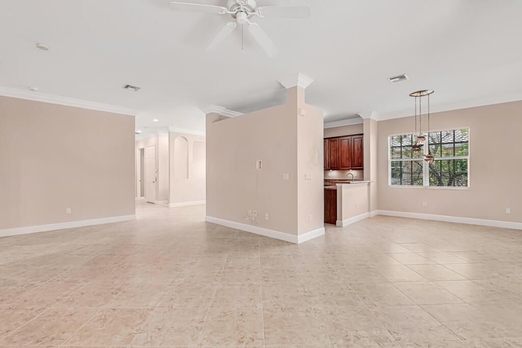 9778 Bowline Drive, Unit 201, West Palm Beach, FL 33411 Photo