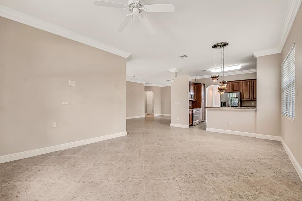 9778 Bowline Drive, Unit 201, West Palm Beach, FL 33411 Photo