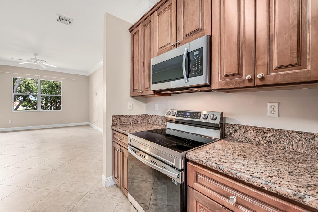 9778 Bowline Drive, Unit 201, West Palm Beach, FL 33411 Photo