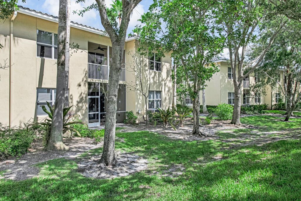 9778 Bowline Drive, Unit 201, West Palm Beach, FL 33411 Photo
