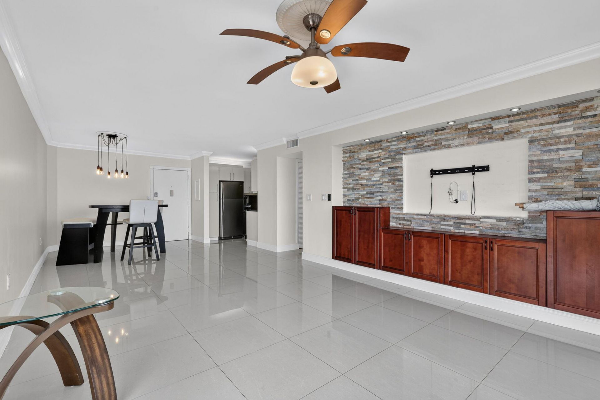 2500 NE 135th Street, Unit C1011, North Miami, FL 33181 Photo
