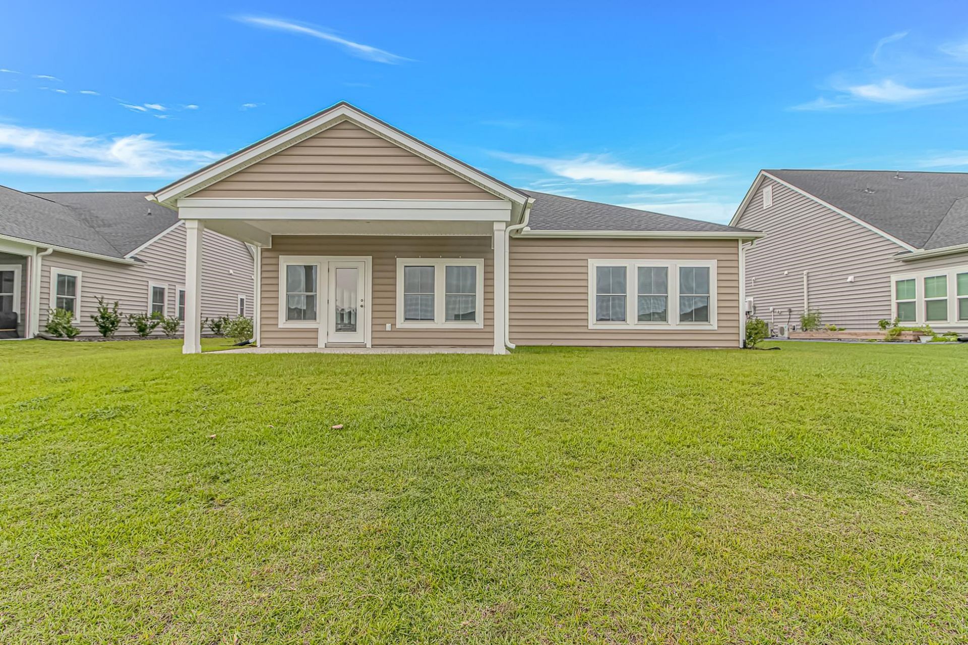 6011 St. Clement Dr. Photo 32