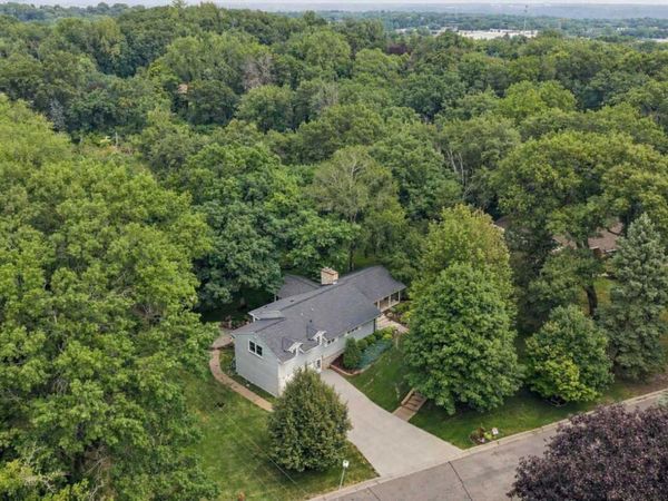 129 Teresa Drive, West Saint Paul, MN 55118