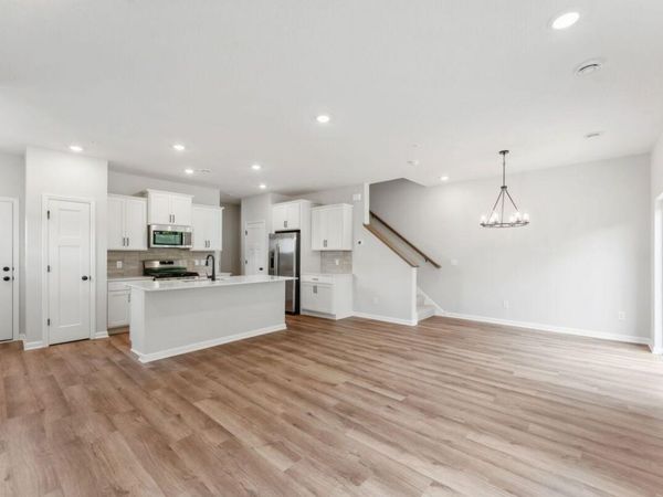 671 Tulare Terrace , Newport, MN 55055