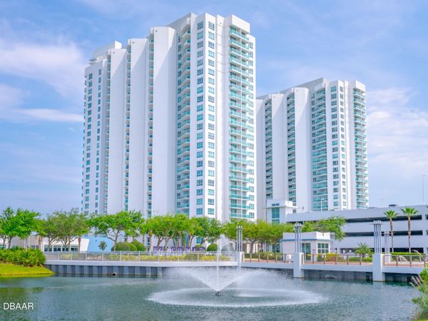231 Riverside Drive, Unit 906-1, Holly Hill, FL 32117