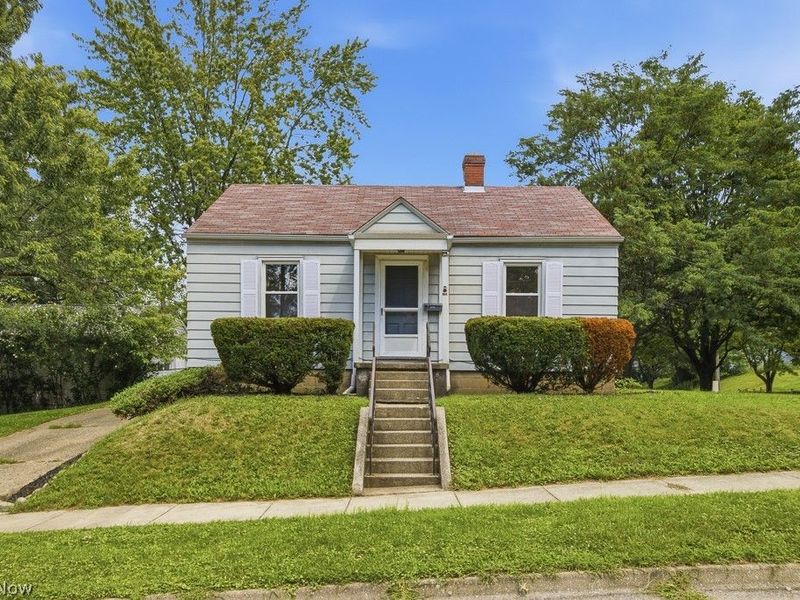 838 Kickapoo Avenue , Akron, OH 44305 Photo 1
