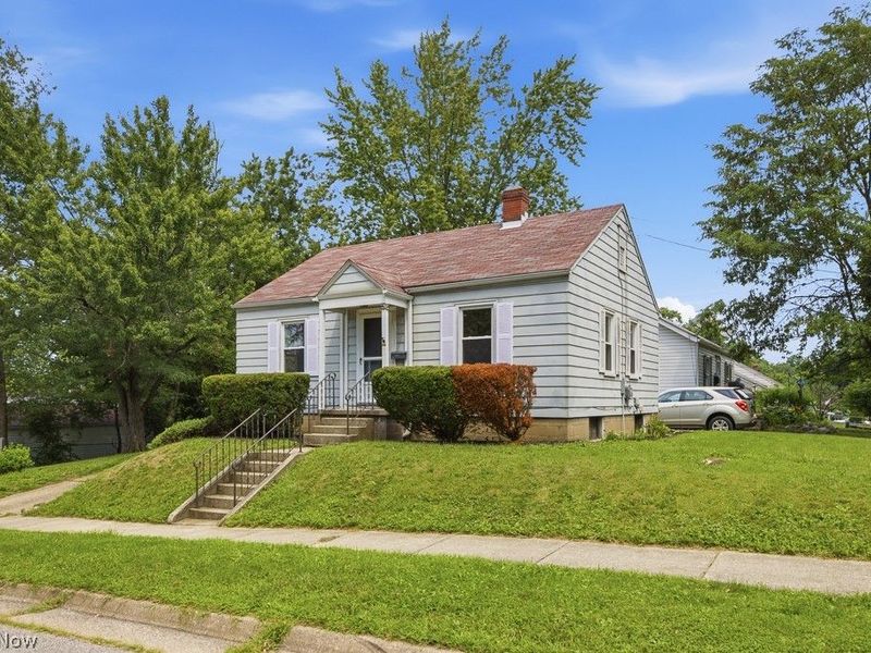 838 Kickapoo Avenue , Akron, OH 44305 Photo 2