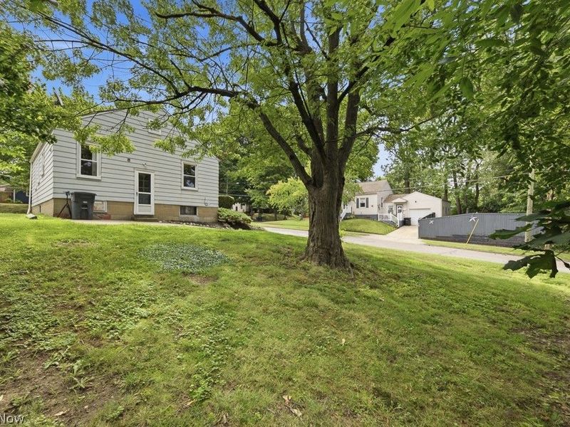 838 Kickapoo Avenue , Akron, OH 44305 Photo 23