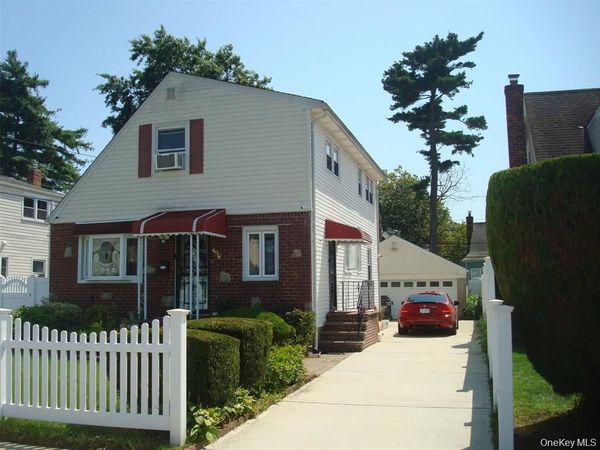 Unit 2, Uniondale, NY 11553