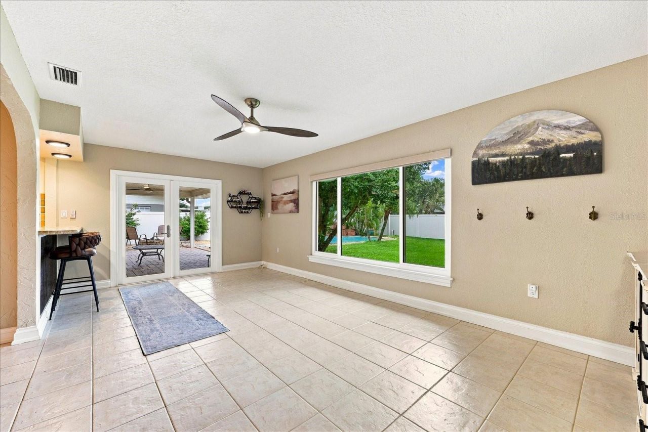 8805 Kenwood Road, Seminole, FL 33777 Photo