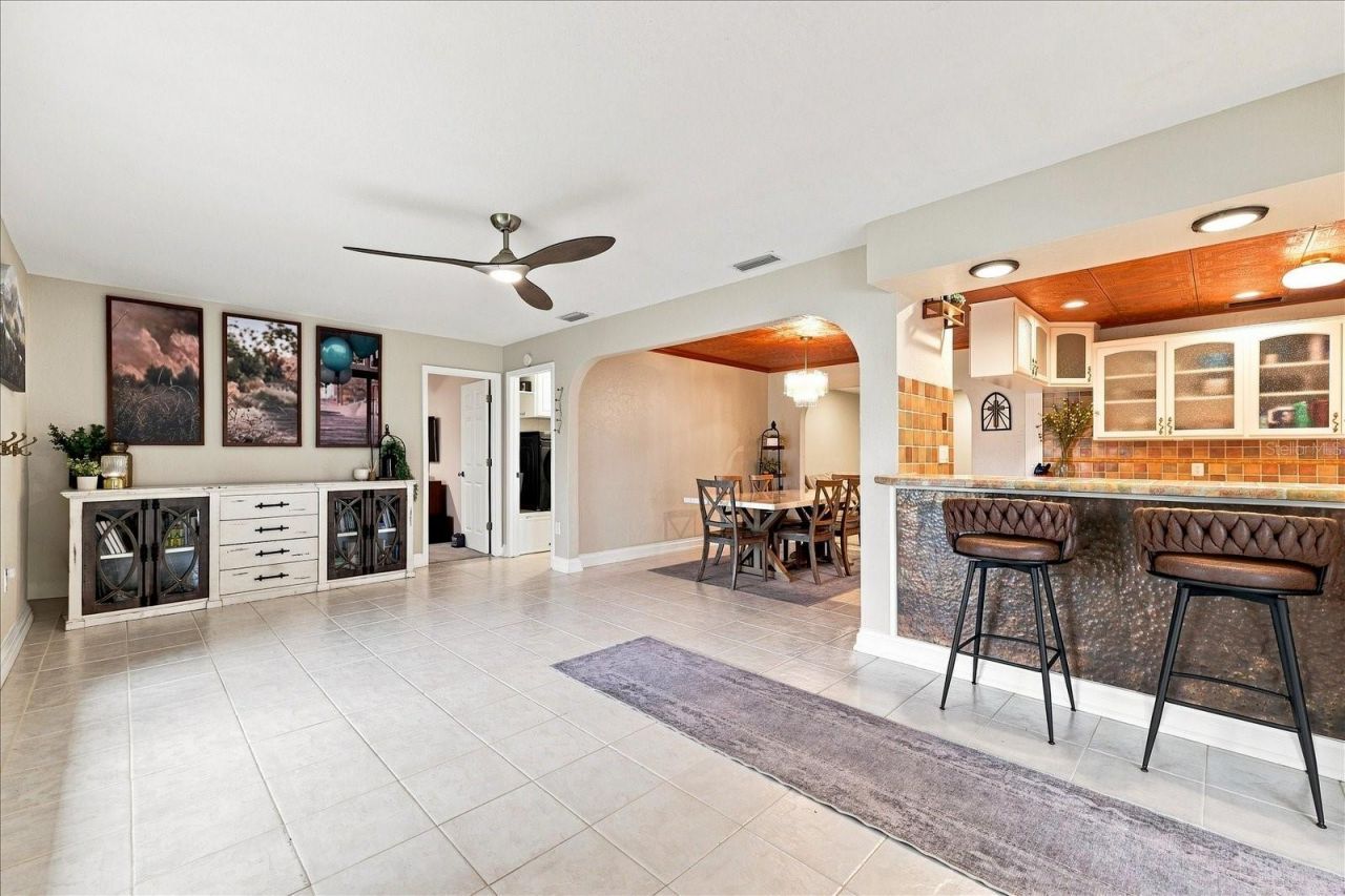 8805 Kenwood Road, Seminole, FL 33777 Photo