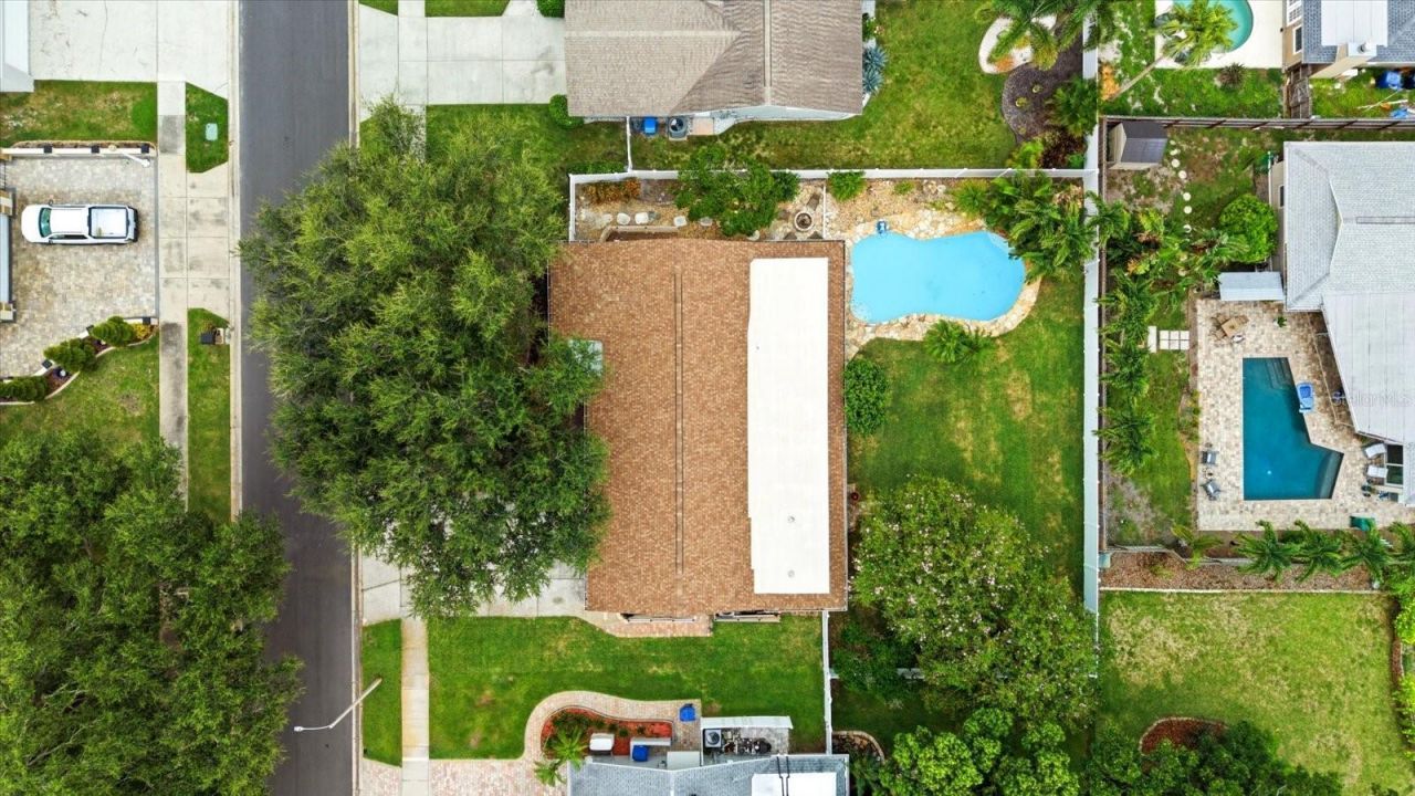 8805 Kenwood Road, Seminole, FL 33777 Photo