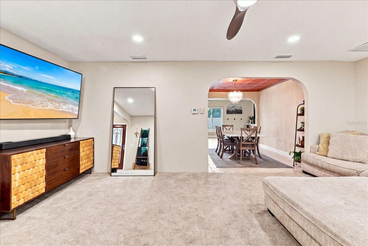 8805 Kenwood Road, Seminole, FL 33777 Photo