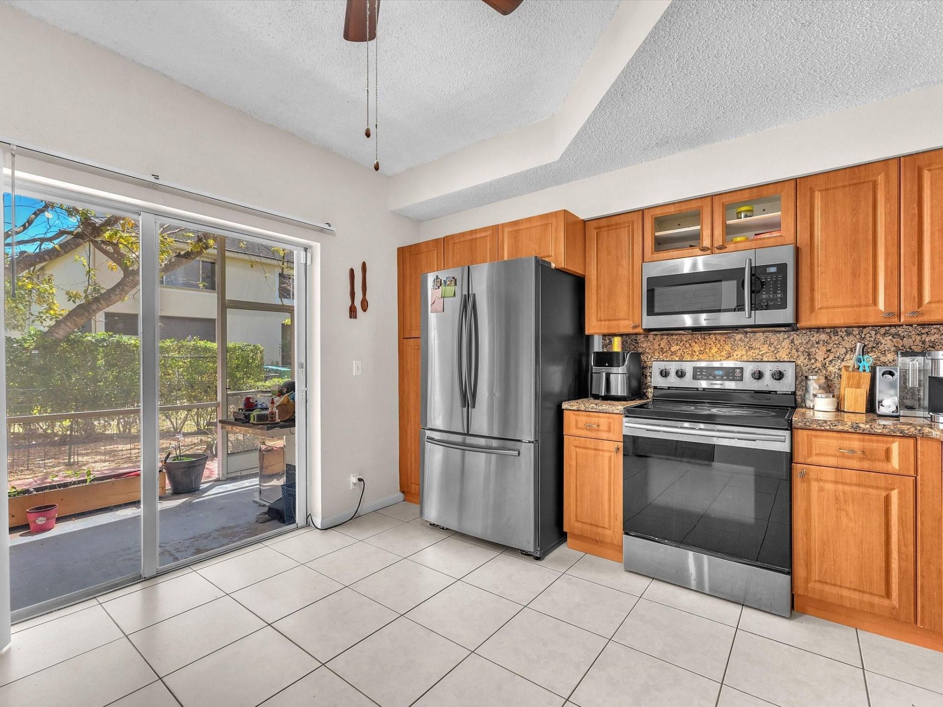 9850 NW 57th Manor, Coral Springs, FL 33076 Photo