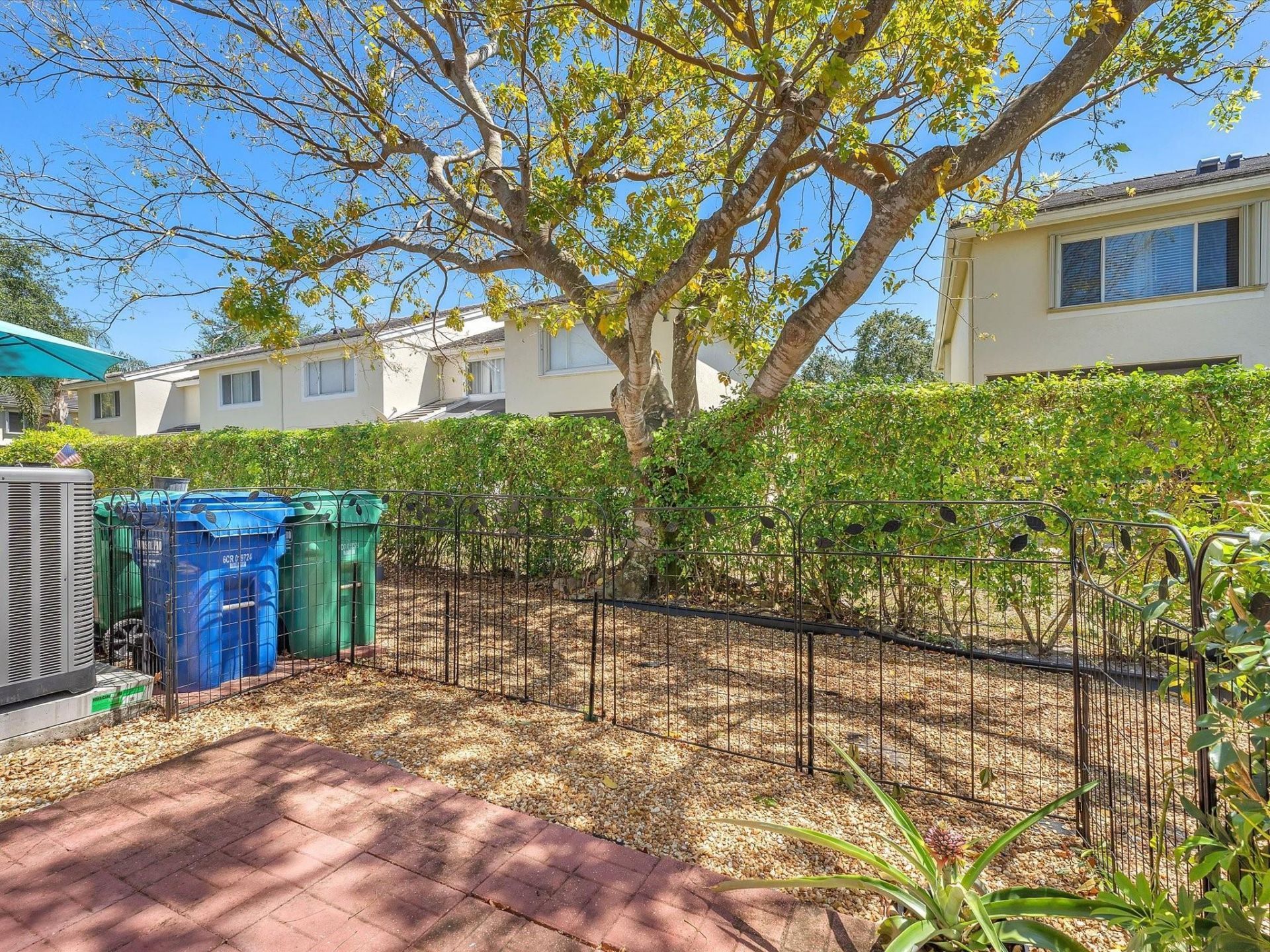9850 NW 57th Manor, Coral Springs, FL 33076 Photo