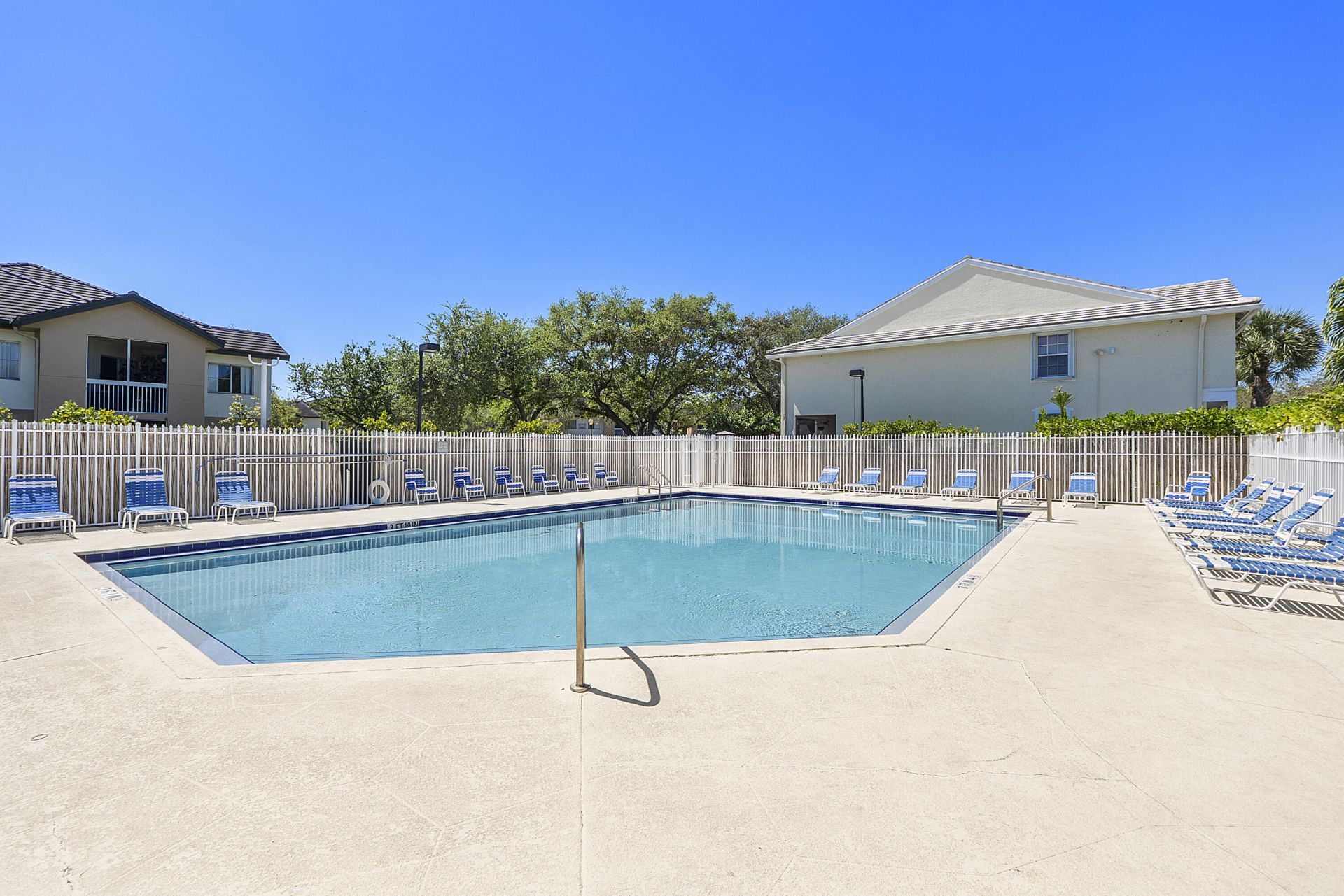 9850 NW 57th Manor, Coral Springs, FL 33076 Photo