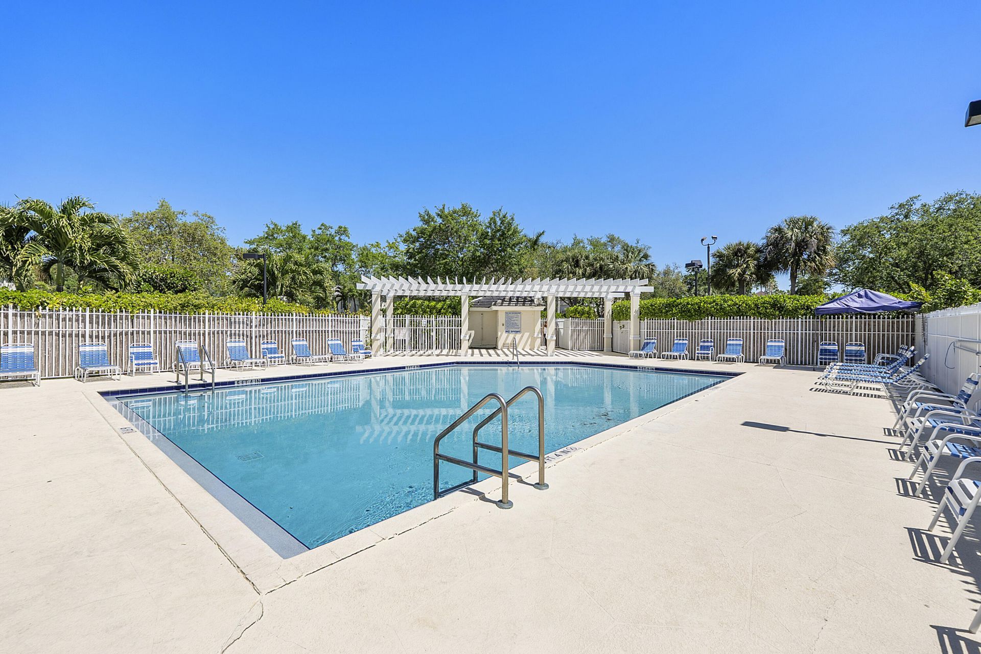 9850 NW 57th Manor, Coral Springs, FL 33076 Photo
