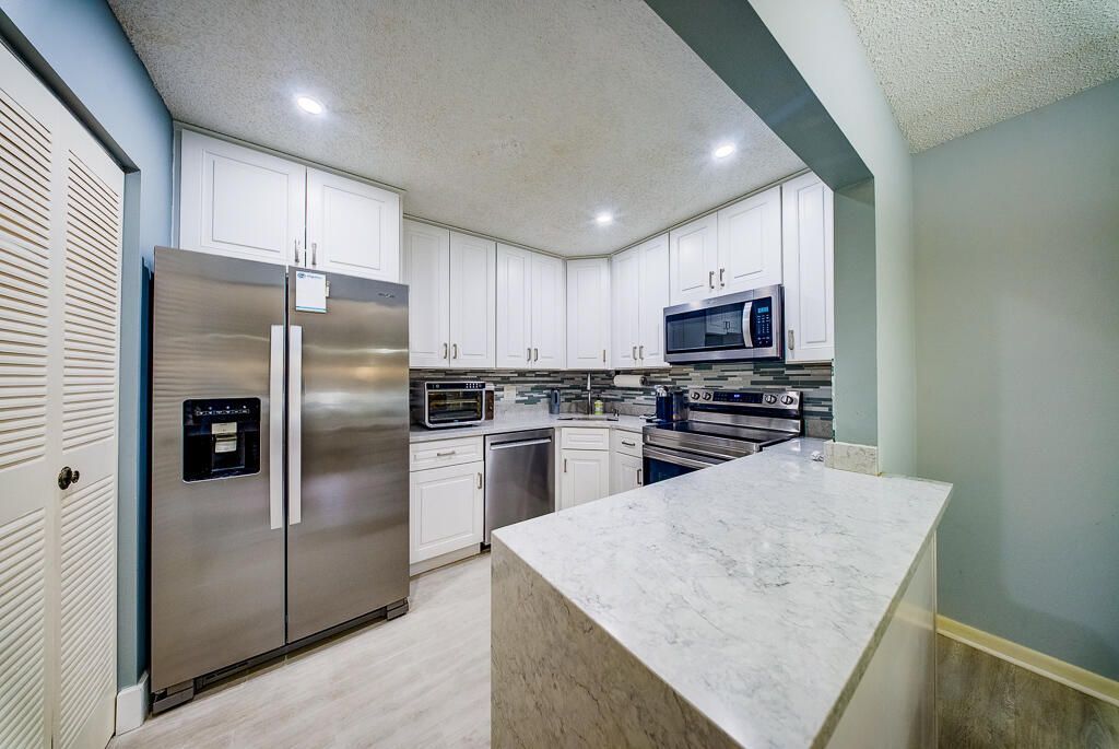 118 Lake Pine Circle, Unit A-2, Greenacres, FL 33463 Photo
