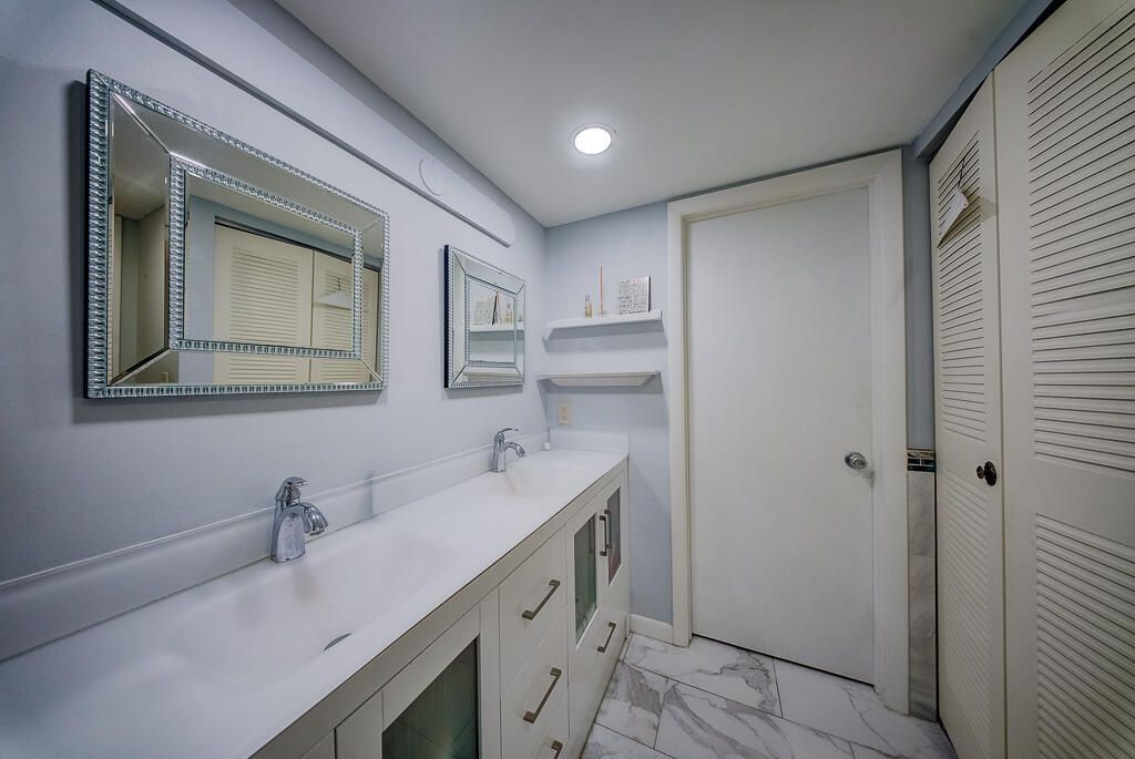 118 Lake Pine Circle, Unit A-2, Greenacres, FL 33463 Photo