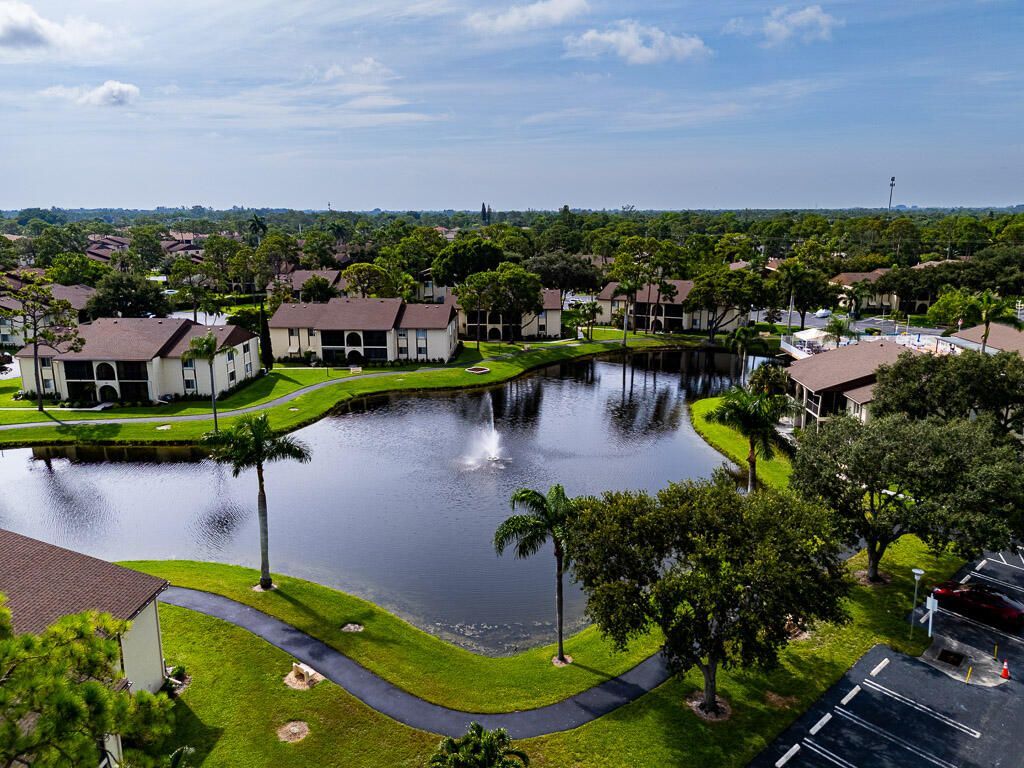 118 Lake Pine Circle, Unit A-2, Greenacres, FL 33463 Photo