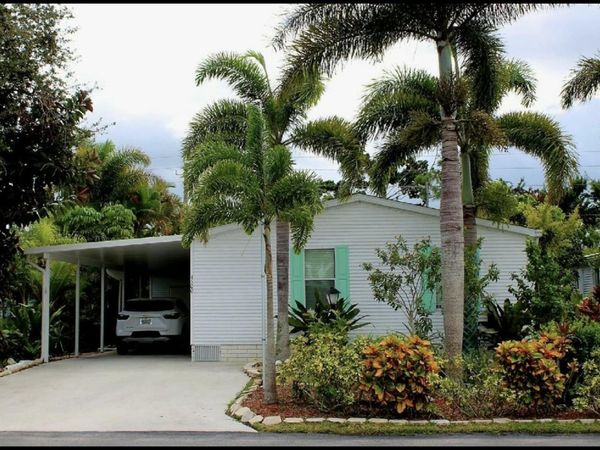 4500 SE Sweetwood Way, Stuart, FL 34997