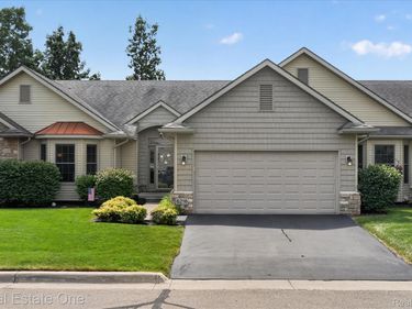 6216 Butternut Circle , Brighton, Mi 48116