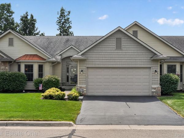 6216 Butternut Circle , Brighton, Mi 48116