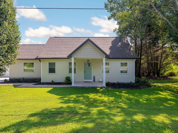 8301 Providence Road, Ooltewah, TN 37363