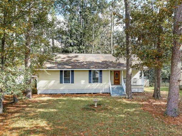 725 CANARY PINE Court , Mandeville, LA 70471