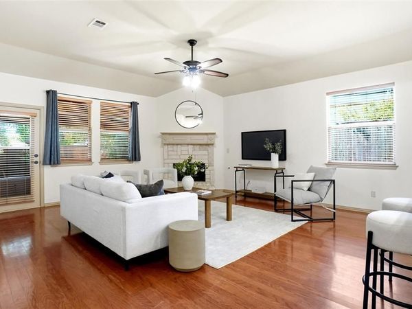 1821 Vintage Drive, Corinth, TX 76210