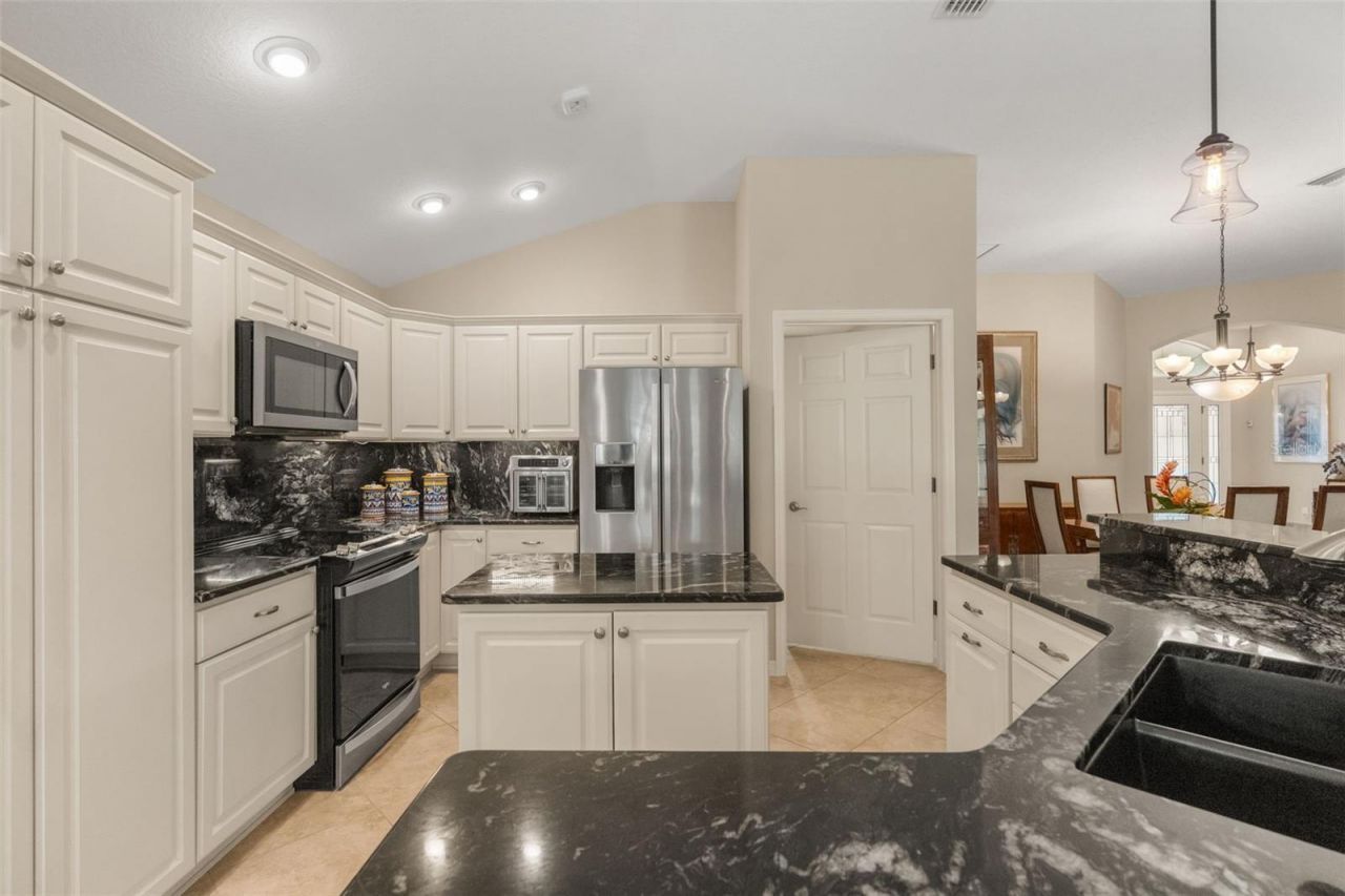 2643 Jupiter Way, The Villages, FL 32163 Photo