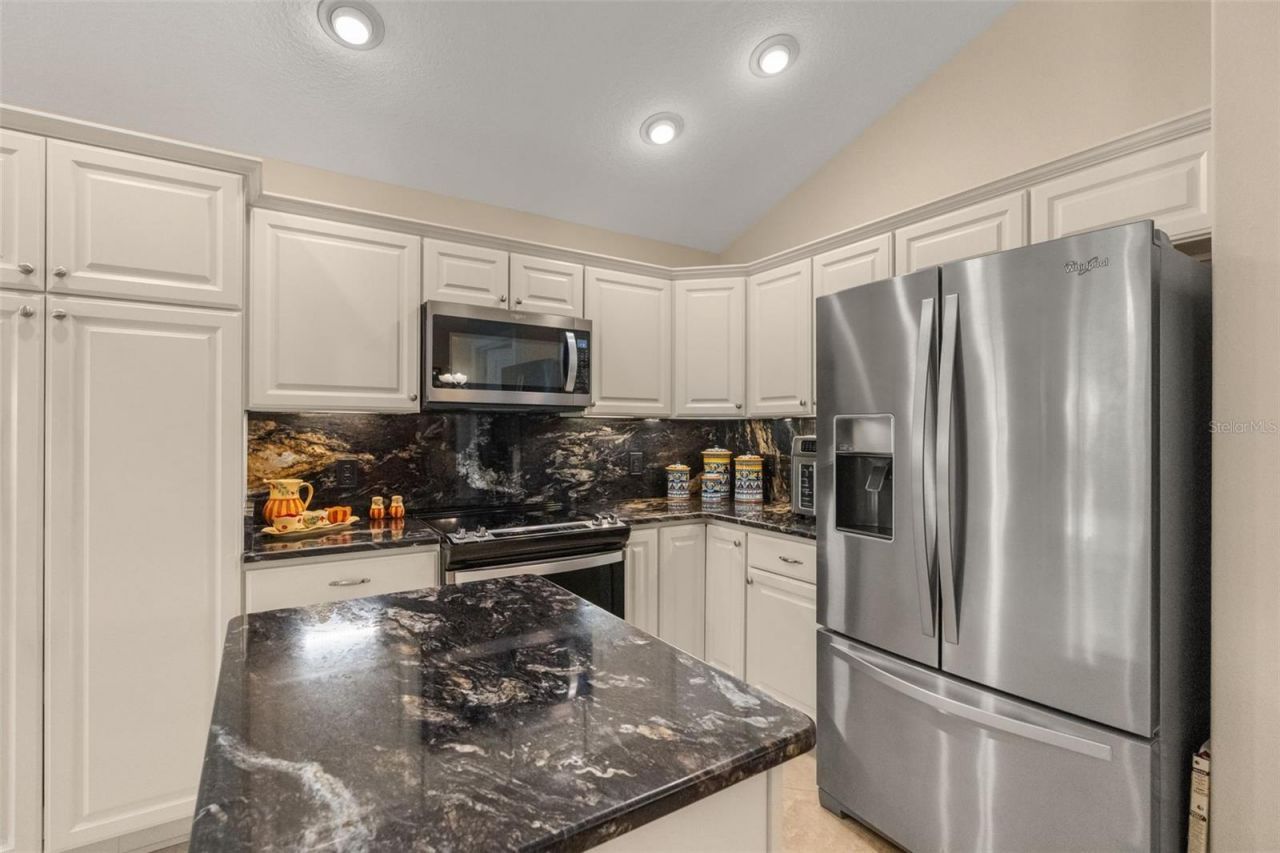 2643 Jupiter Way, The Villages, FL 32163 Photo