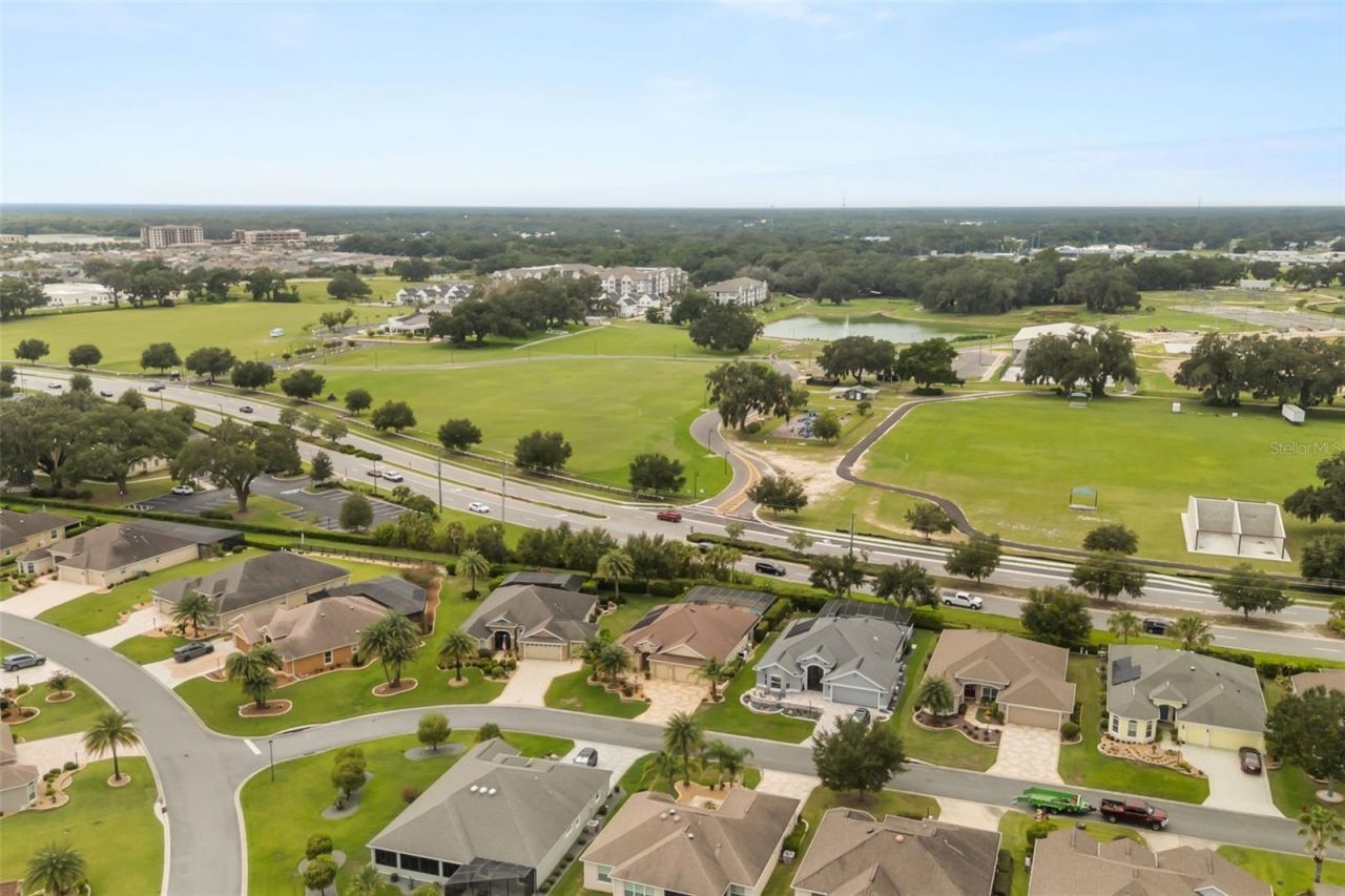 2643 Jupiter Way, The Villages, FL 32163 Photo
