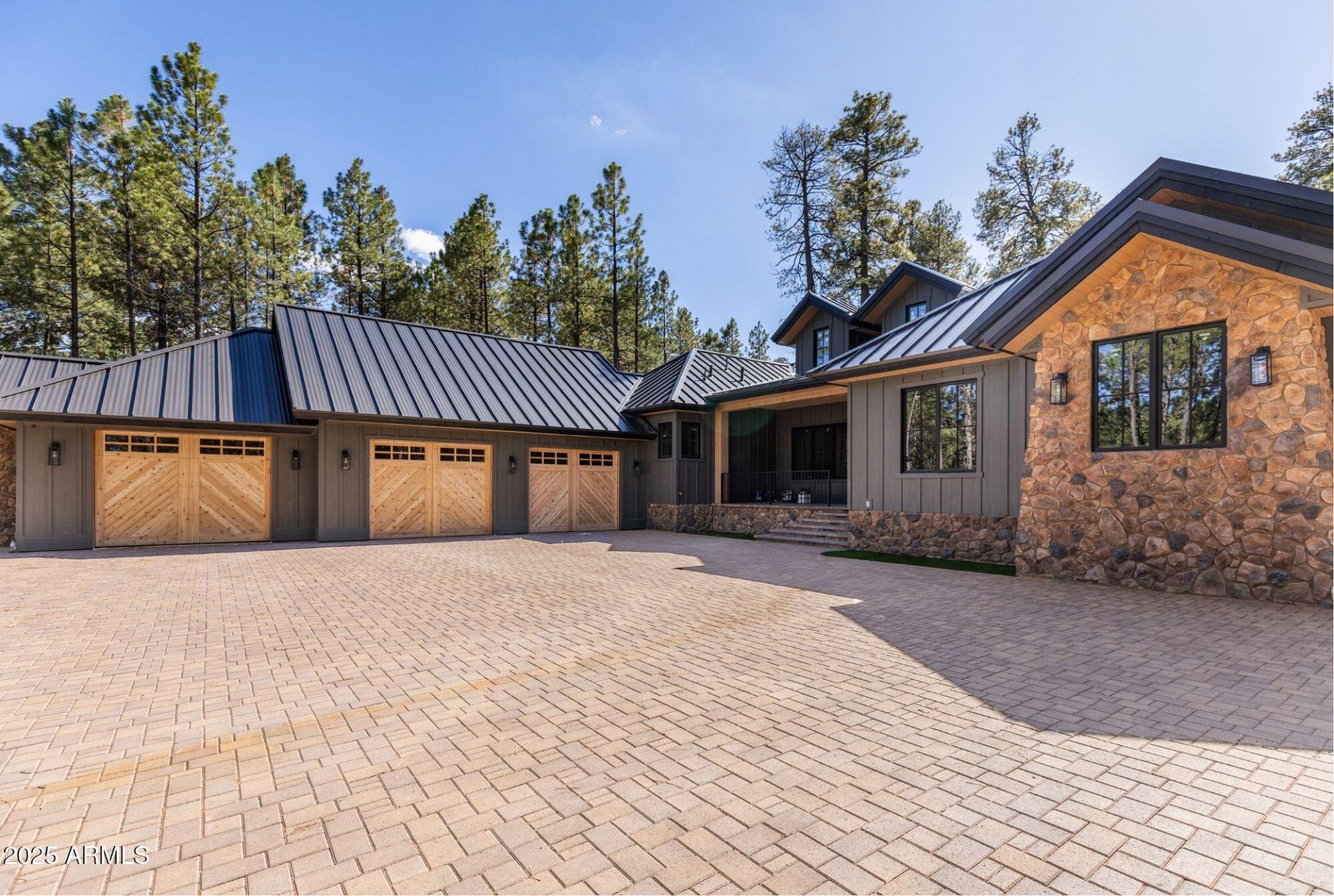 500 MULE SPRINGS Trail, Forest Lakes, AZ 85931