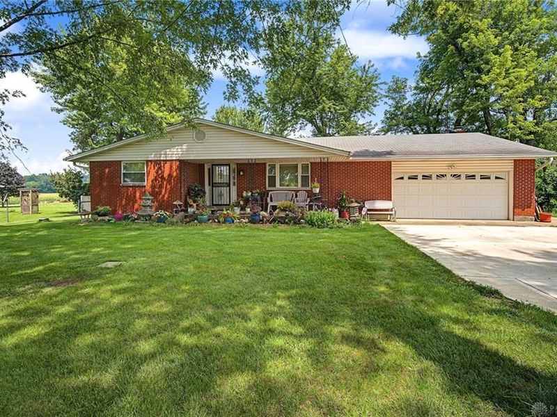2305 Ross Road, Bethel Township, OH 45371 Photo 1