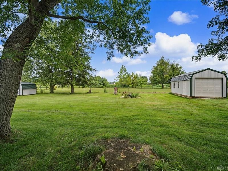 2305 Ross Road, Bethel Township, OH 45371 Photo 28