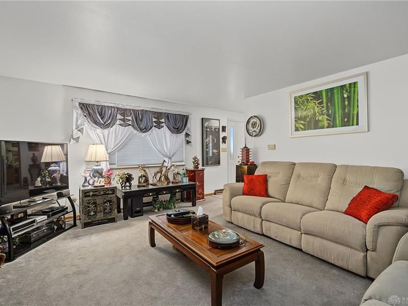 2305 Ross Road, Bethel Township, OH 45371 Photo 7