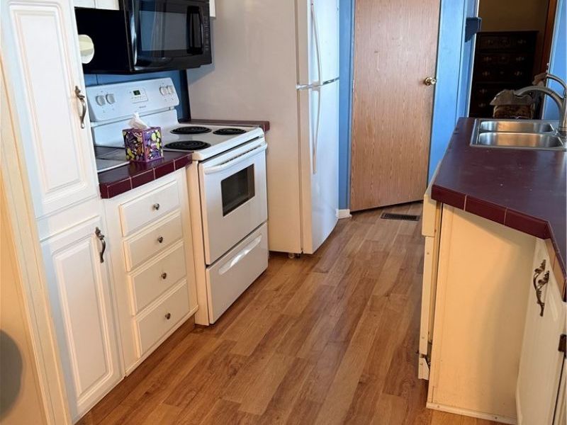 4865 Snowdriff Lane, Zanesville, OH 43701 Photo 8