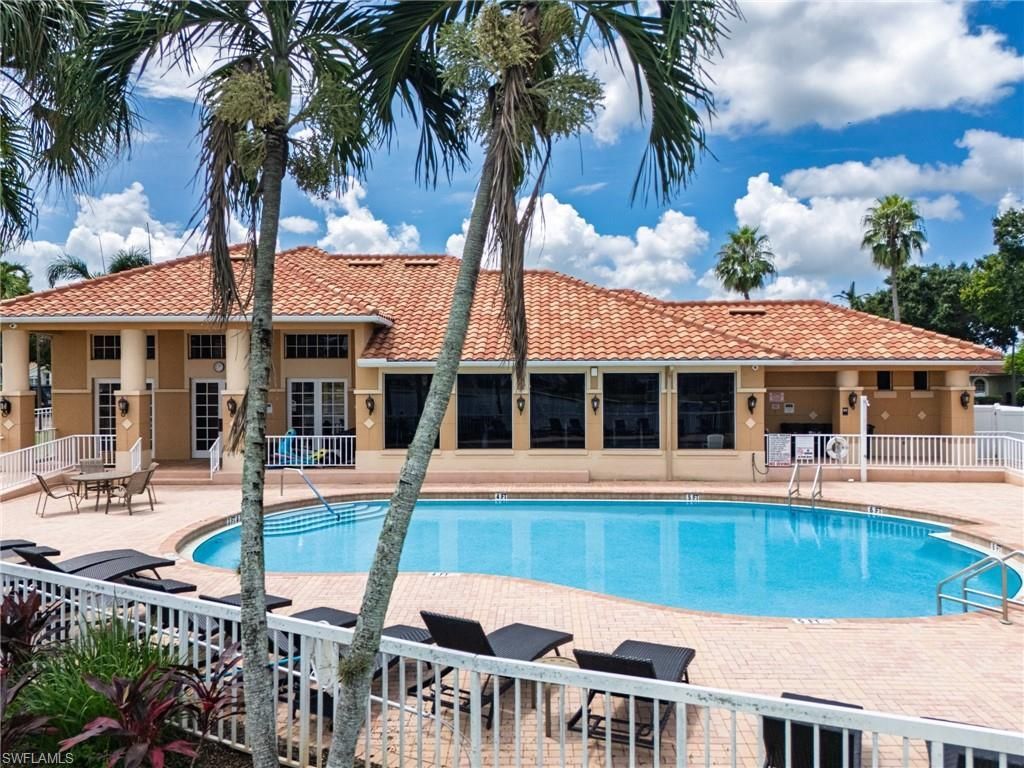 11237 Lakeland Cir, Fort Myers, FL 33913 Photo